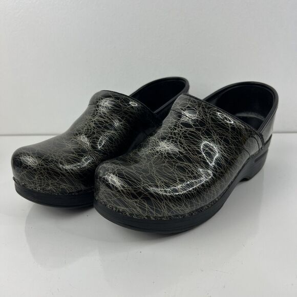 Dansko Patent Black With Silver Swirl Slip On Clogs Size 6.5 - Picture 1 of 6